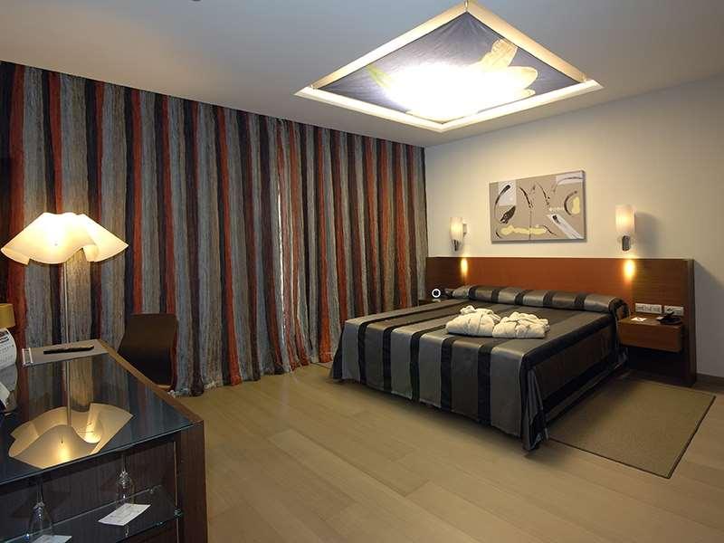 Sercotel El Encin Golf 알칼라데에나레스 객실 사진